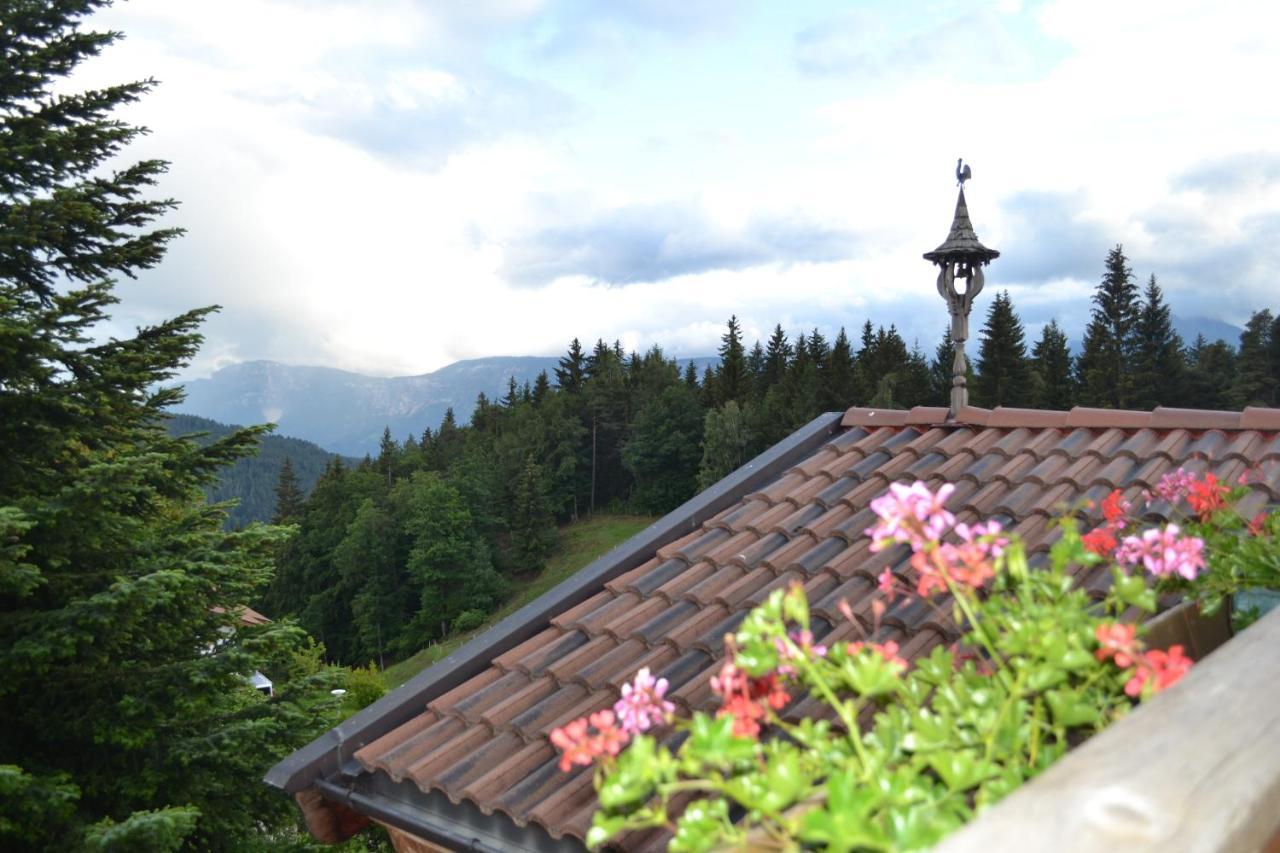 Gasthof zum Grünen Baum Verano Exterior foto