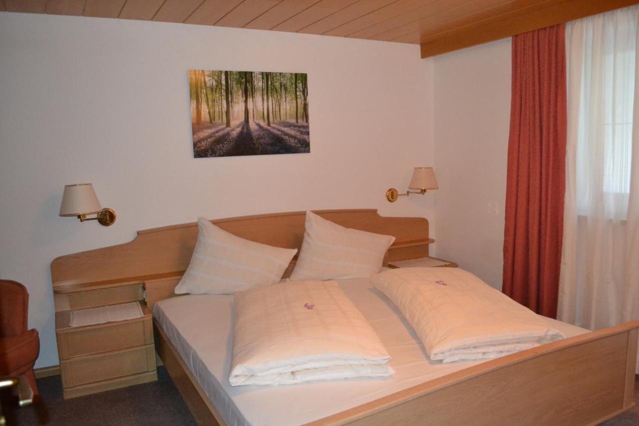 Gasthof zum Grünen Baum Verano Exterior foto